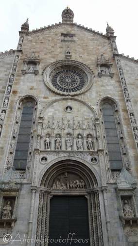 17 Como Cathedral
