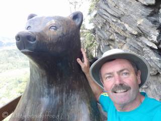 9 Selfie with the Bear